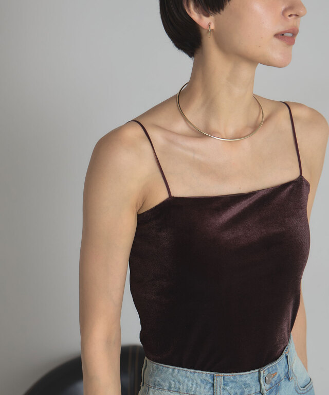 カップ付きベロアキャミソール