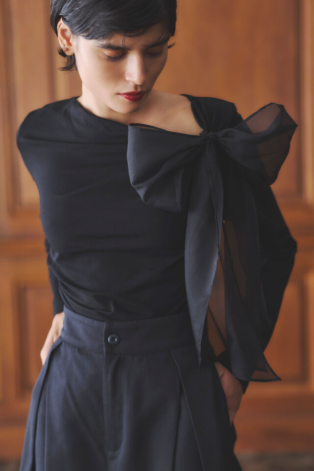 レーススリーブブラウス