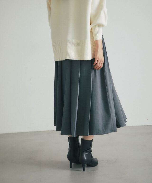 ビジュ付きプリーツスカート
