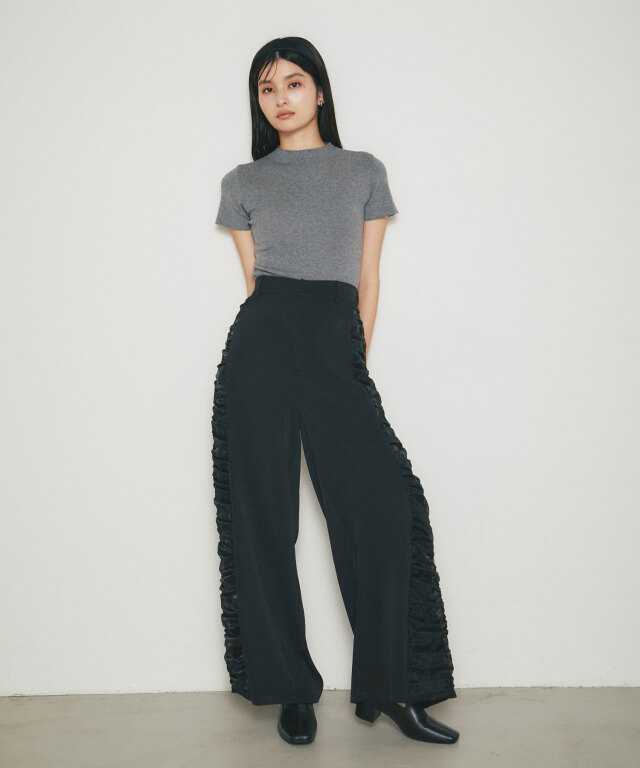 ハイネックショートスリーブニット