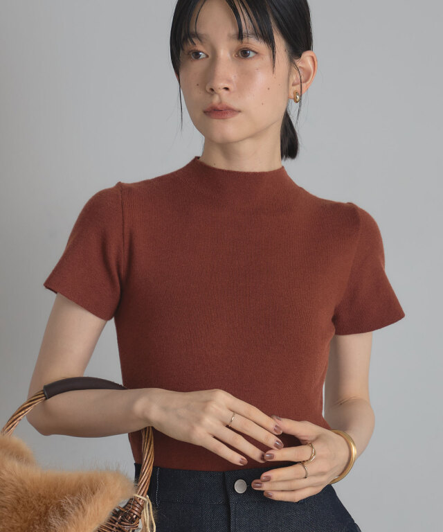ハイネックショートスリーブニット