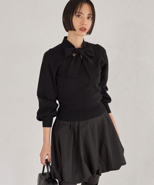 袖タックボウタイニット