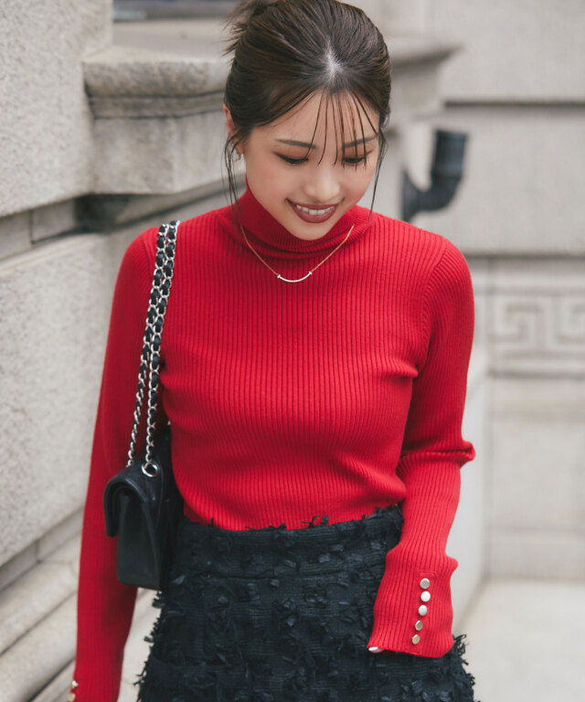 【喜田彩子さん着用】袖ボタンタートルリブニット