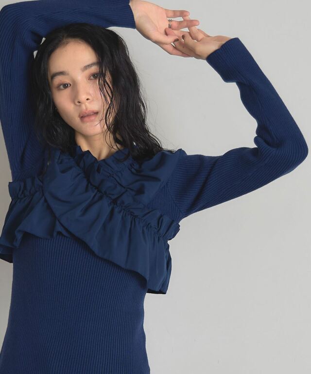 クロスフリルニット