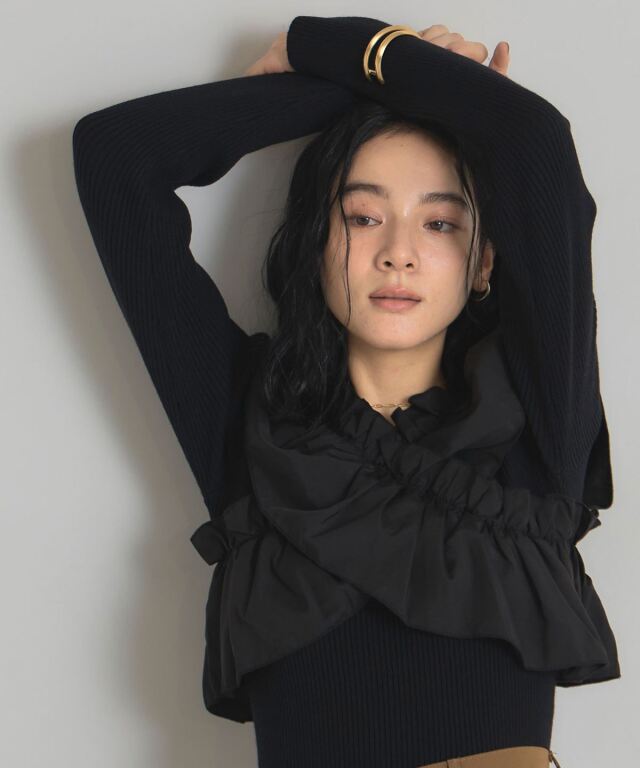 完売品　新品　シーマリー　フリル袖ニット Black cccmalie シーマリーフリル袖ニット 黒 ブラック
