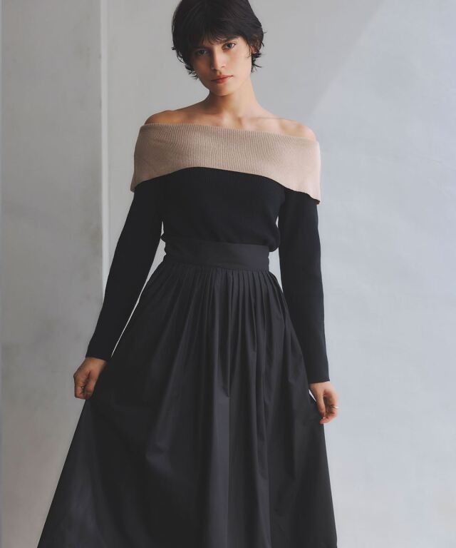 バイカラーオフショルニット