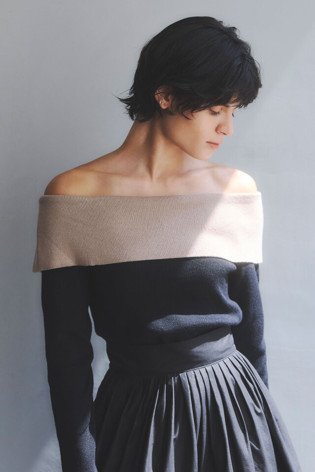 レーススリーブブラウス