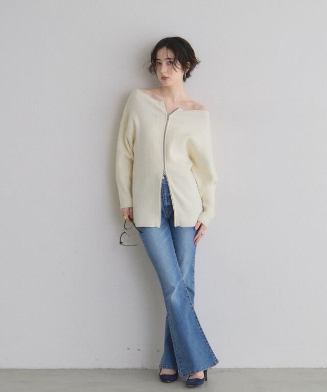 美シルエット】ストレッチフレアデニムパンツ