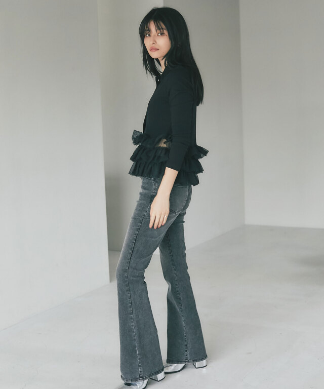 美シルエット】ストレッチフレアデニムパンツ