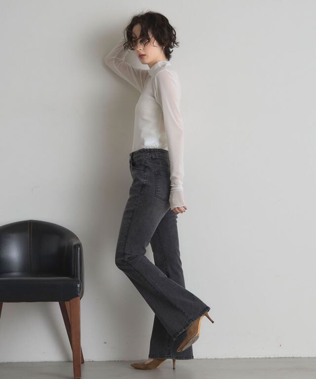美シルエット】ストレッチフレアデニムパンツ