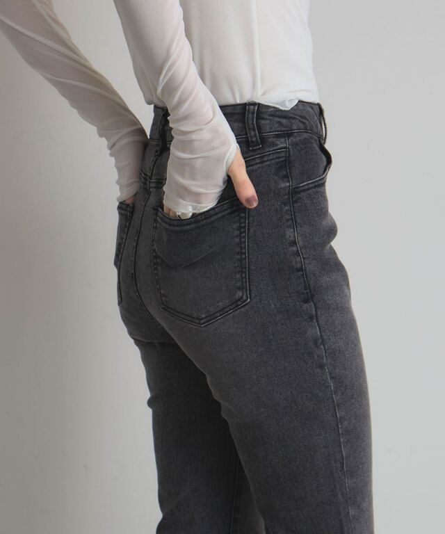 美シルエット】ストレッチフレアデニムパンツ