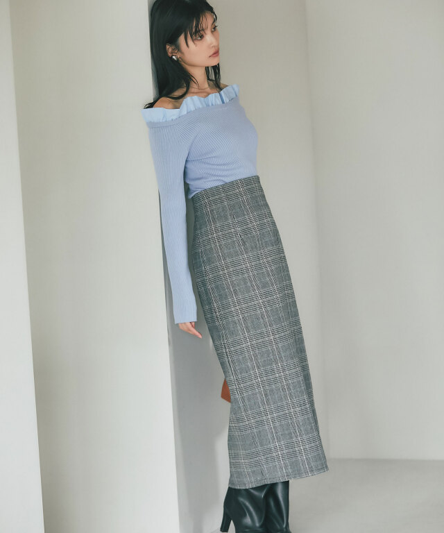 フリルオフショルニット（長袖）