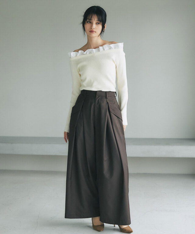 フリルオフショルニット（長袖）