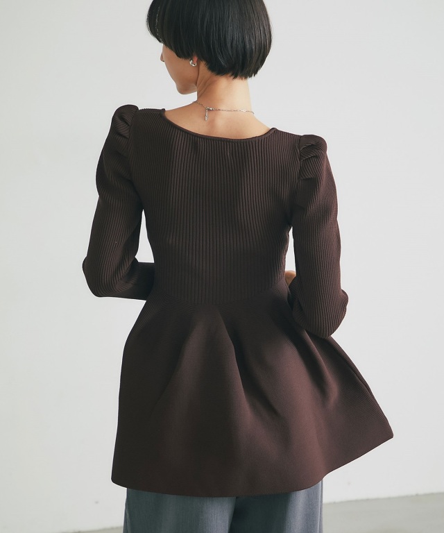 スクエアネックニットチュニック(長袖)