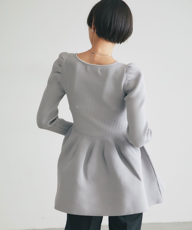 スクエアネックニットチュニック(長袖)