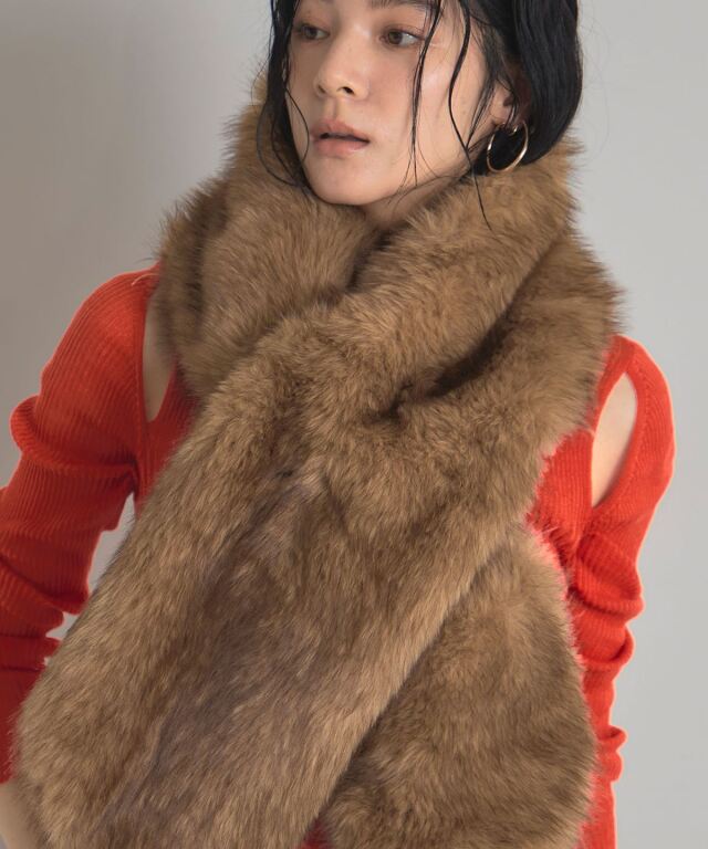 フェイクファーストール