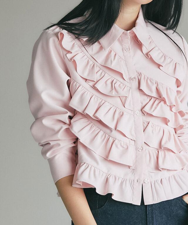 フリルブラウス