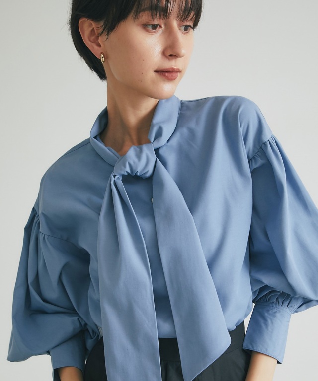 ボウタイブラウス