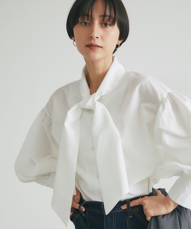 ボウタイブラウス