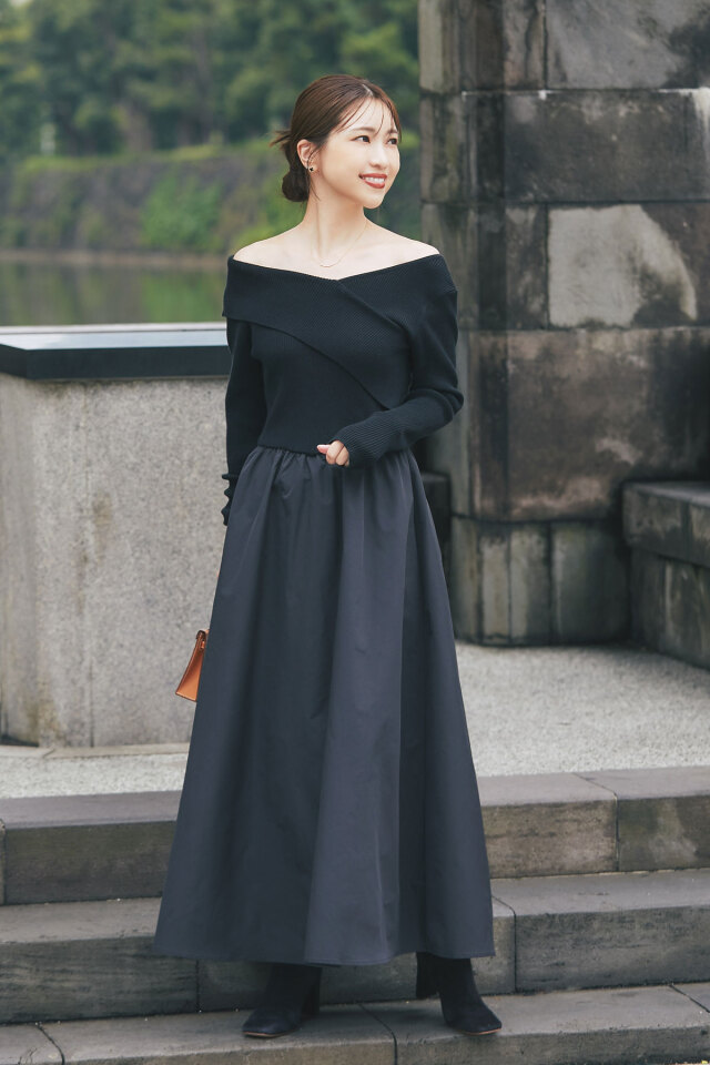 ビジュー付きスウェットチュニック