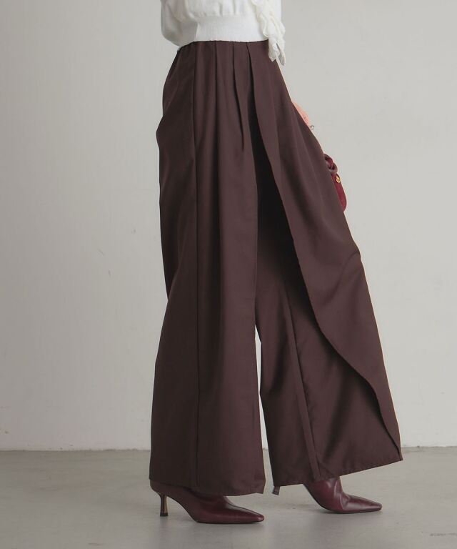 クロスオーバーパンツ