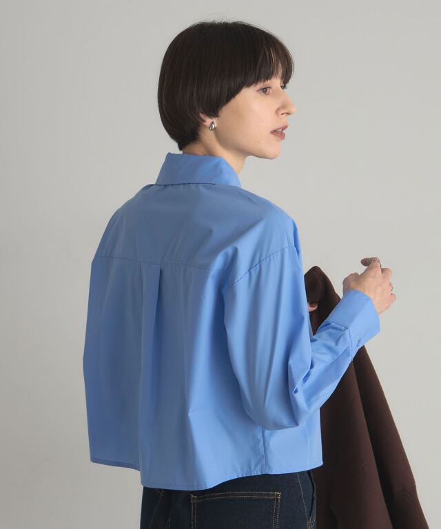 タックデザインシャツ