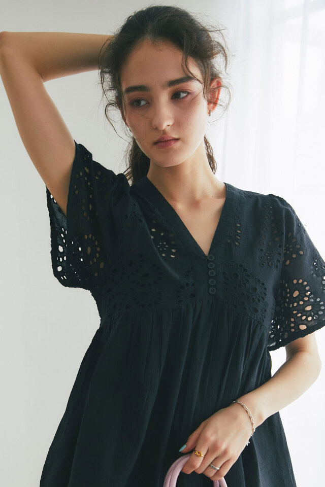 ケーブルニット