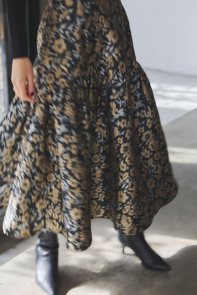 ケーブルニット