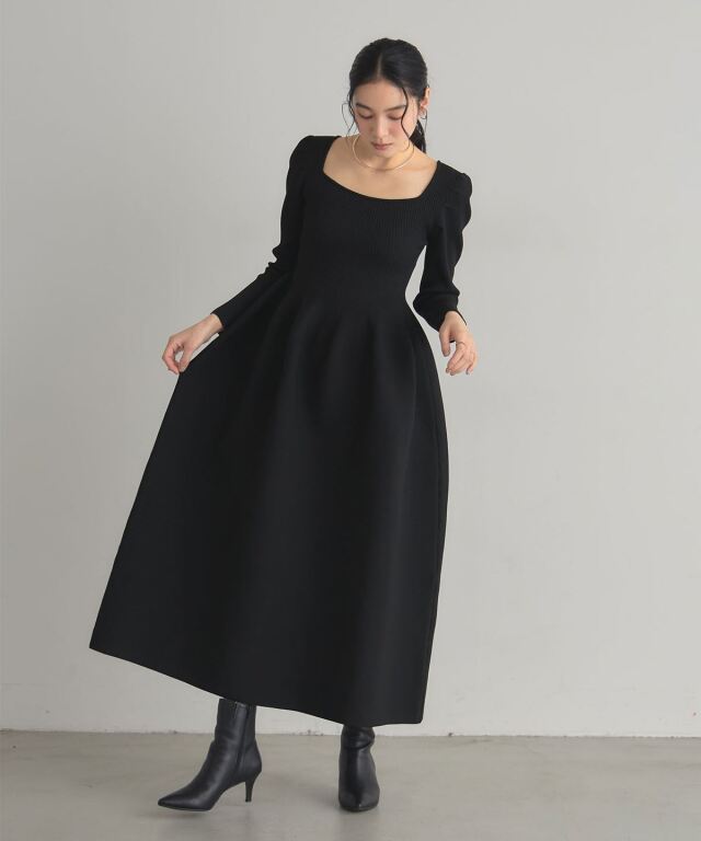 新品タグ付き　New Balance ブラックニットワンピース サイズ2 スクエアネックニットワンピース