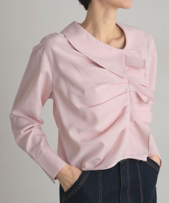 フリルタックブラウス