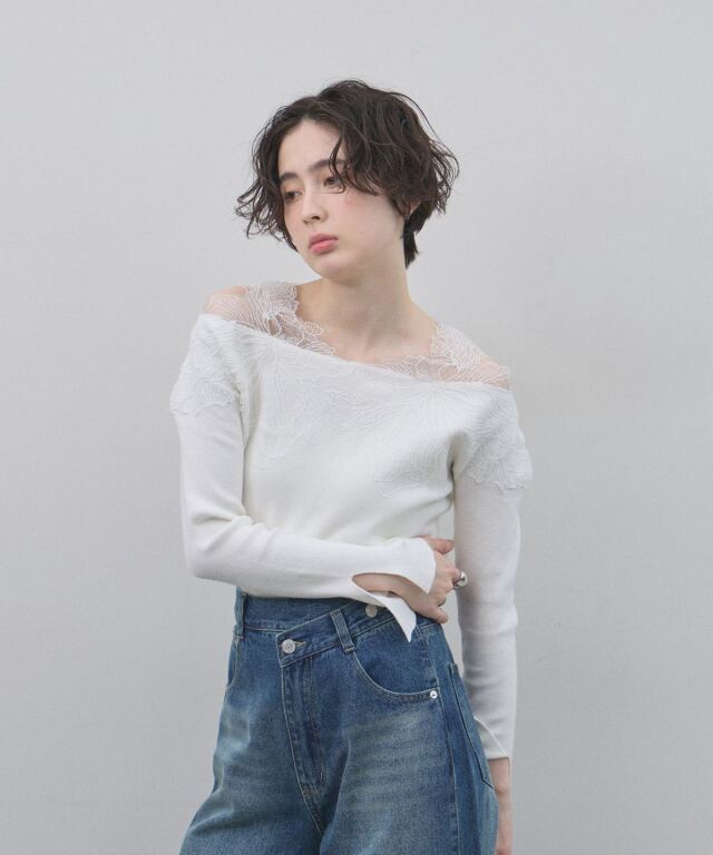 ショルダーレースニット