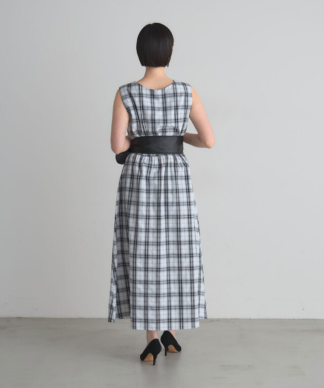 美香さん着用】レザーベルトチェックワンピース