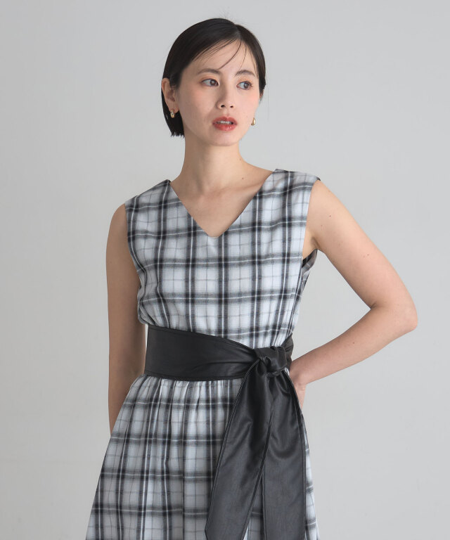 美香さん着用】レザーベルトチェックワンピース