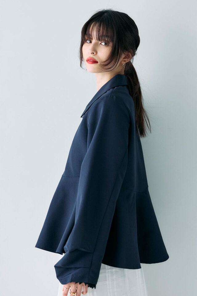 ケーブルニット