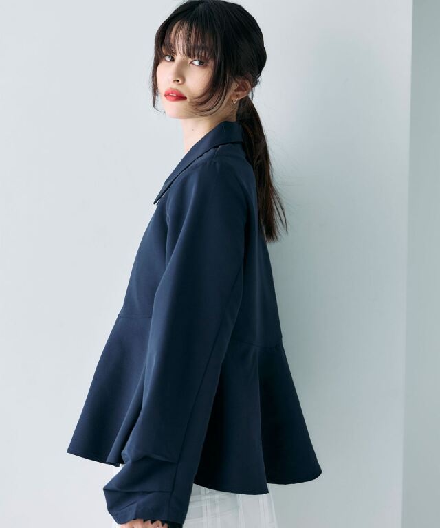 ペプラムフレアジャケット
