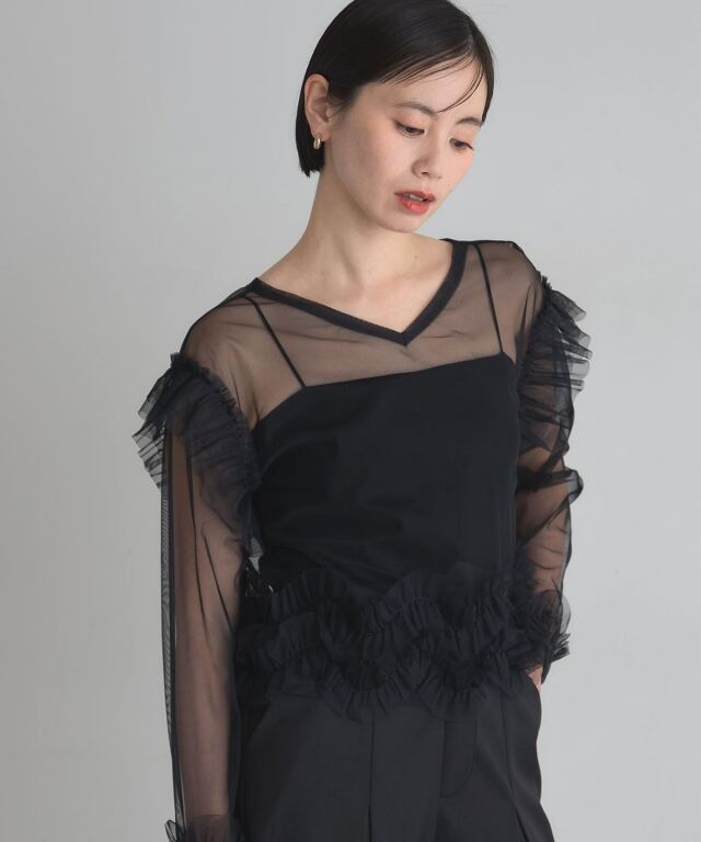 美香さん着用】前後2WAYフリルチュールシアートップス