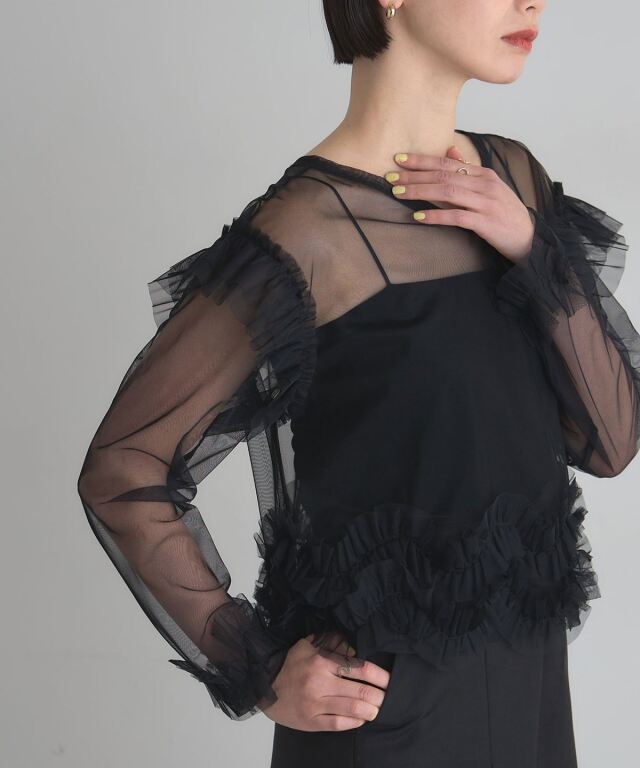 美香さん着用】前後2WAYフリルチュールシアートップス