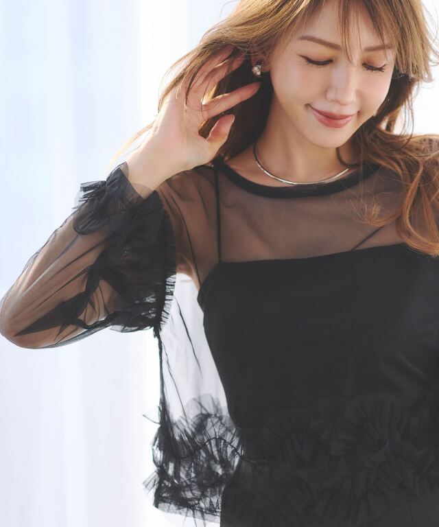 【美香さん着用】前後2WAYフリルチュールシアートップス