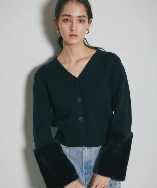 袖ファーつきブイニットカーディガン 美香さん着用】袖ファー付きカーディガン