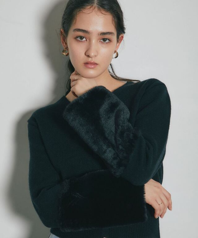 プラス出品 美香さん着用】袖ファー付きカーディガン