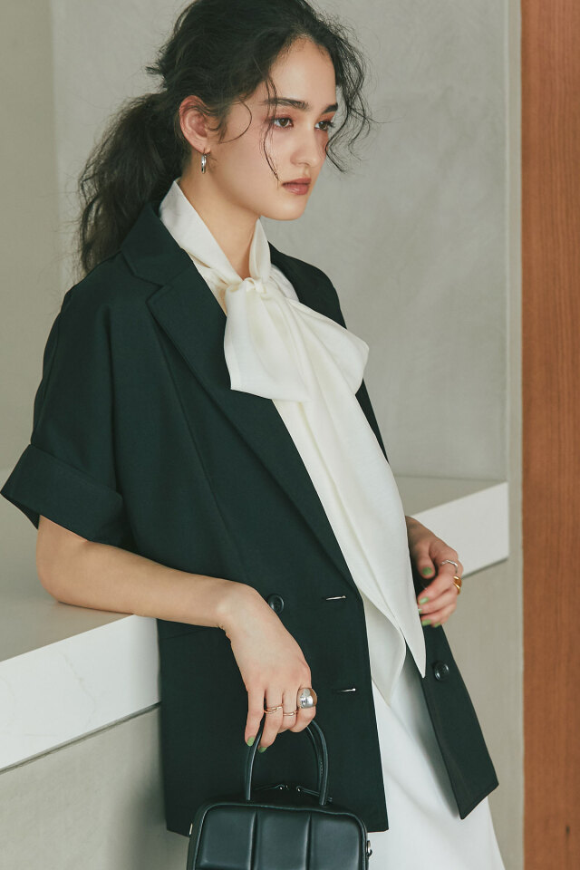 ケーブルニット