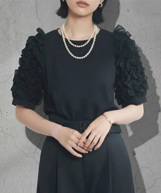 フラワーフリルスリーブトップス