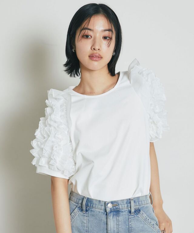 フラワーフリルスリーブトップス
