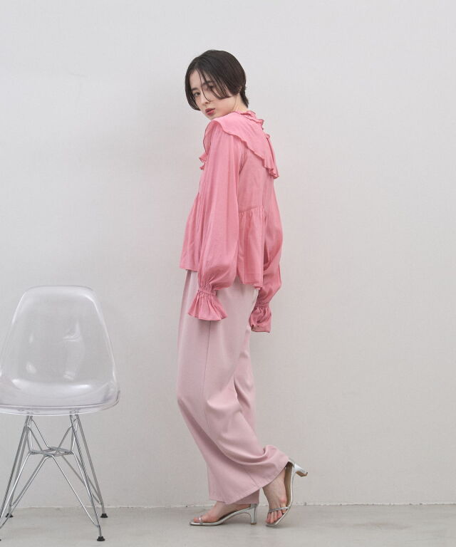 オフィシャルサイト限定】フラワーフリルスリーブトップス