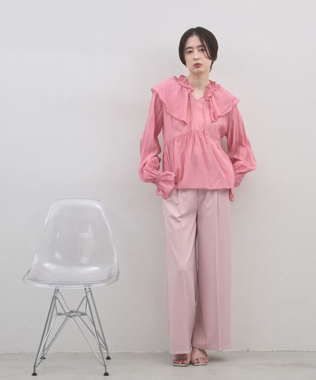 オフィシャルサイト限定】フラワーフリルスリーブトップス