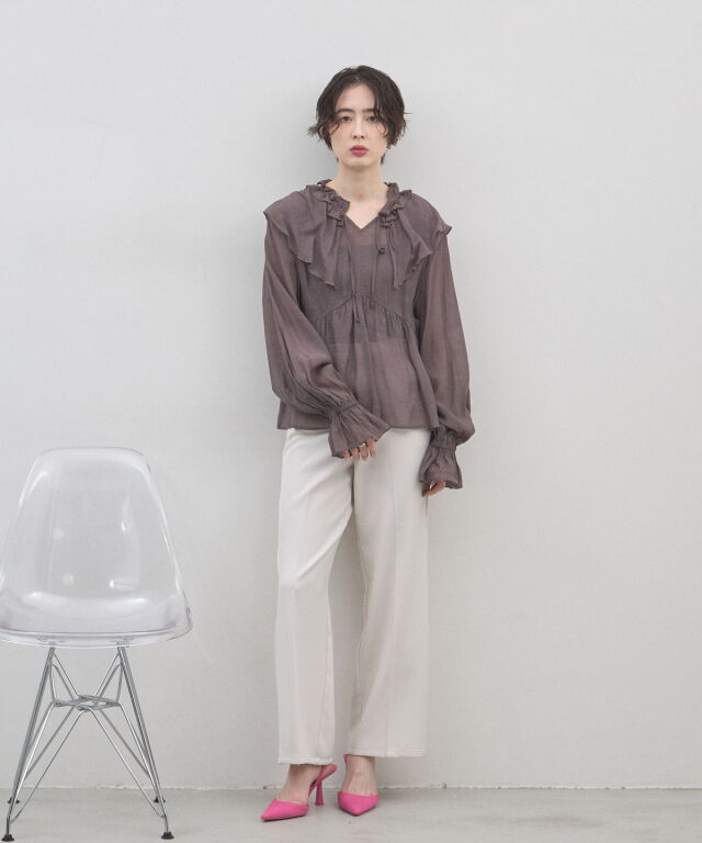 オフィシャルサイト限定】フラワーフリルスリーブトップス