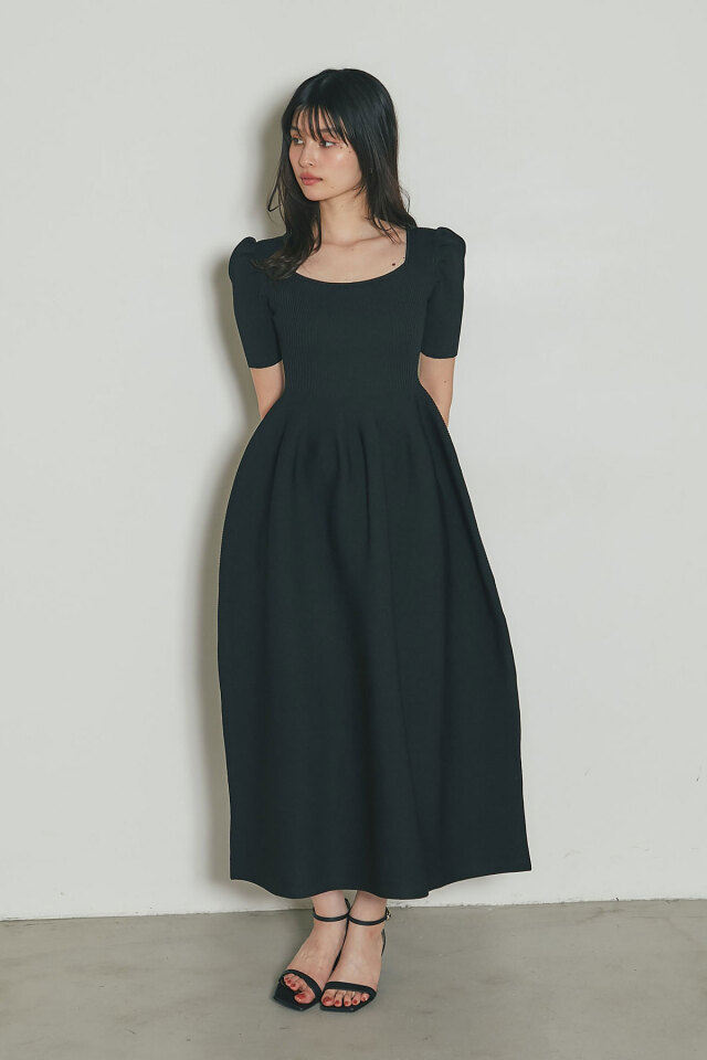 ケーブルニット