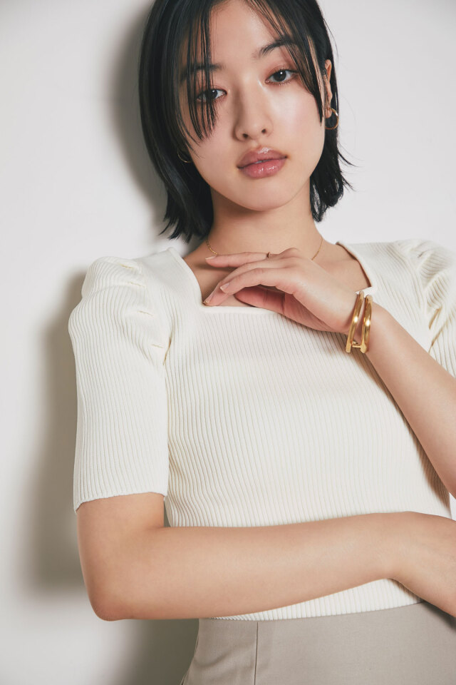 ビジュー付きスウェットチュニック