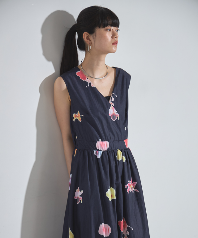 美香さん着用】ブラードフラワーカシュクールワンピース