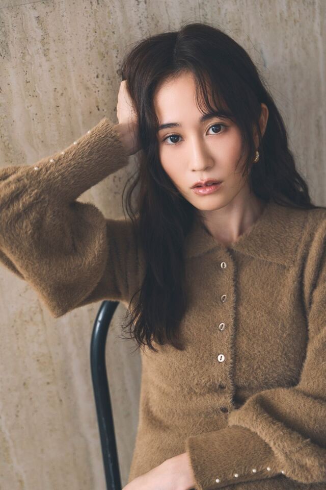 ケーブルニット